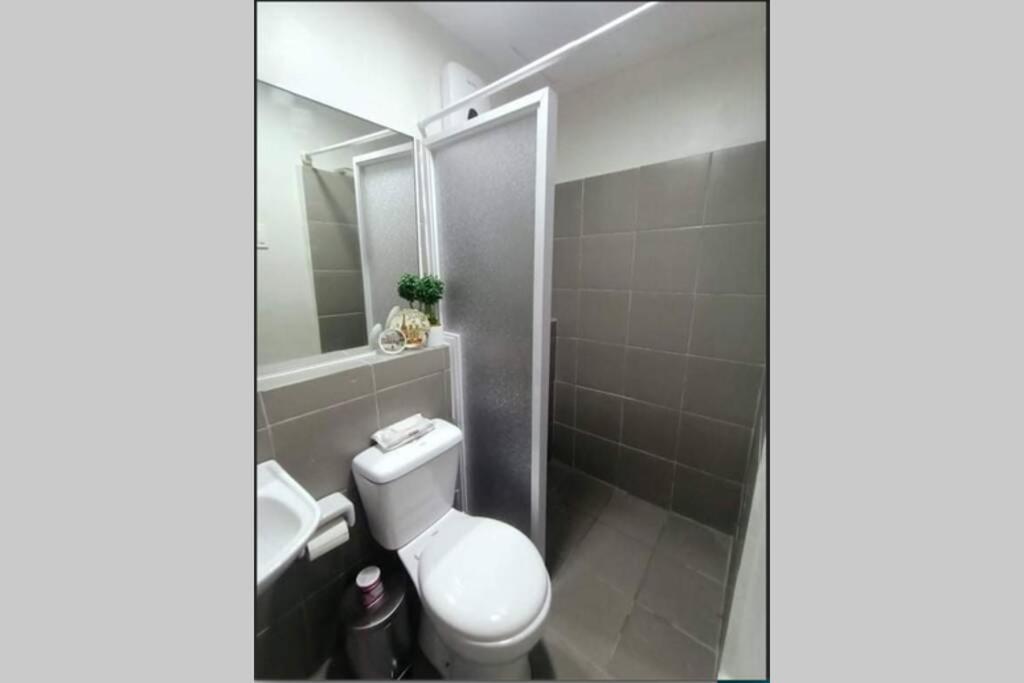 Condo Unit In Camella Manors Bacolod Exterior photo